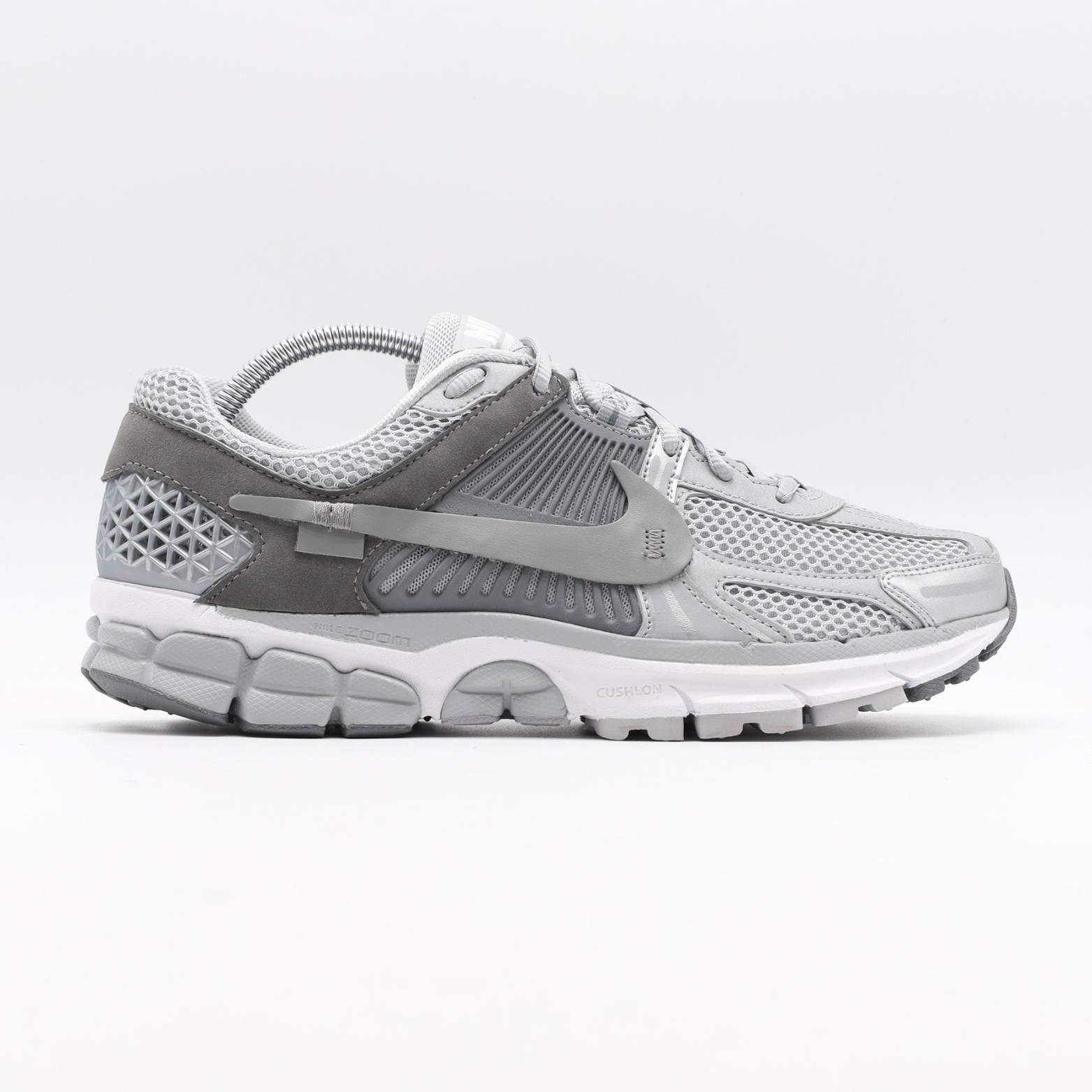 ☆人気☆【NIKE】☆NIKE ZOOM VOMERO 5 WOLF GREY(W)☆22-27cm☆ Nike W Zoom Vomero 5 Wolf Grey Cool Grey FD9919-001 Running