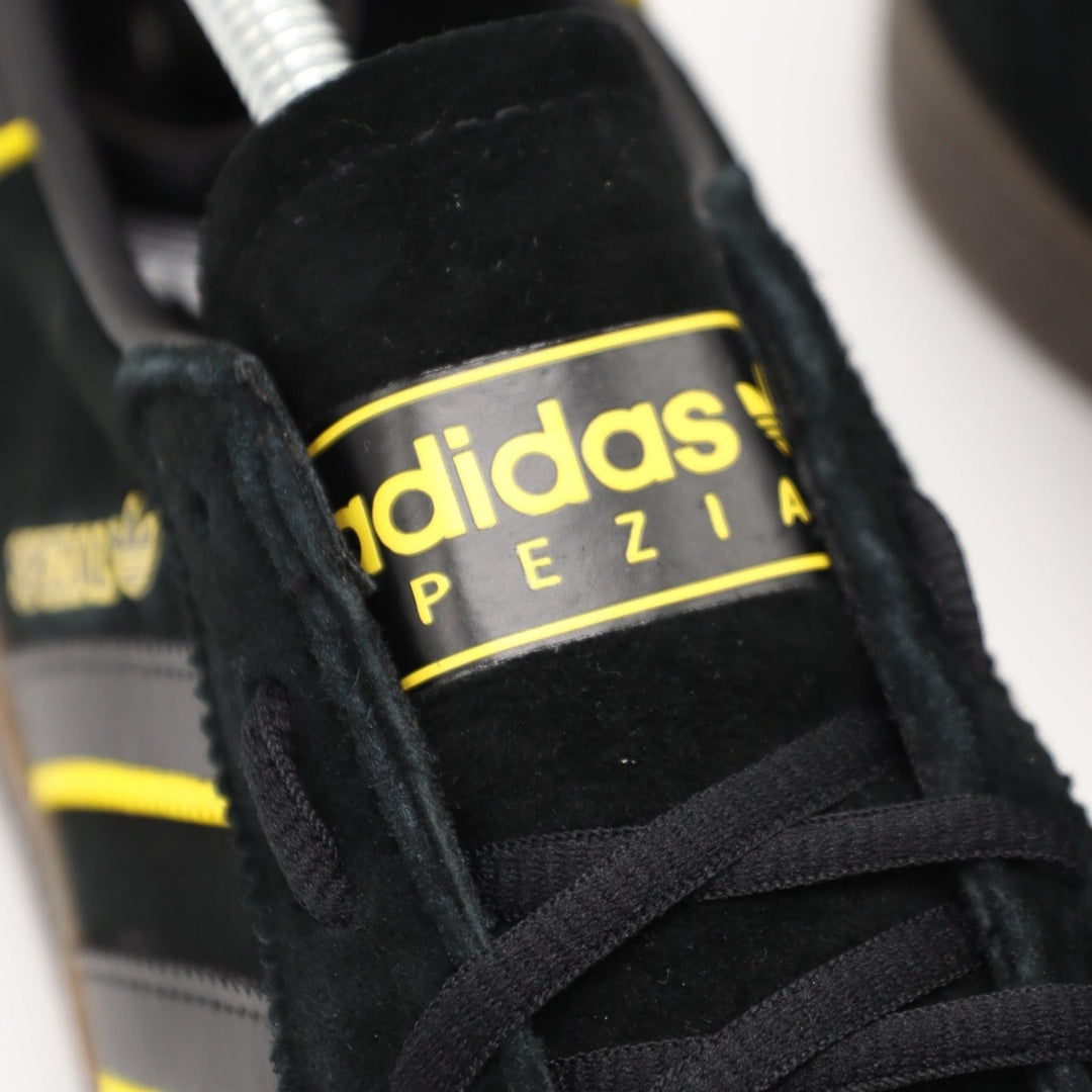 Adidas Spezial - Black & Yellow