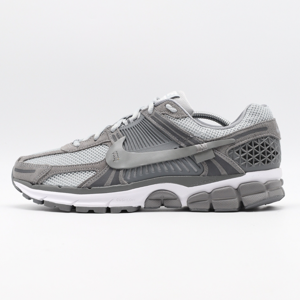Nike Zoom Vomero - Cool Grey