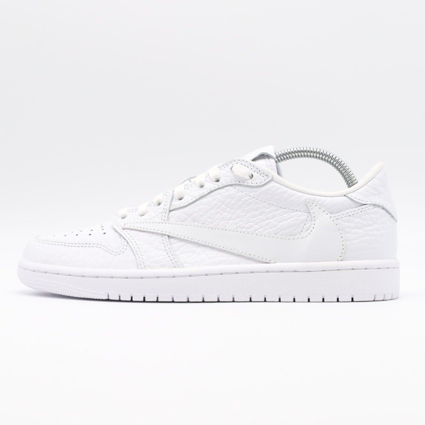 Nike Jordan 1 - Triple White V1 (JUST DROPPED)