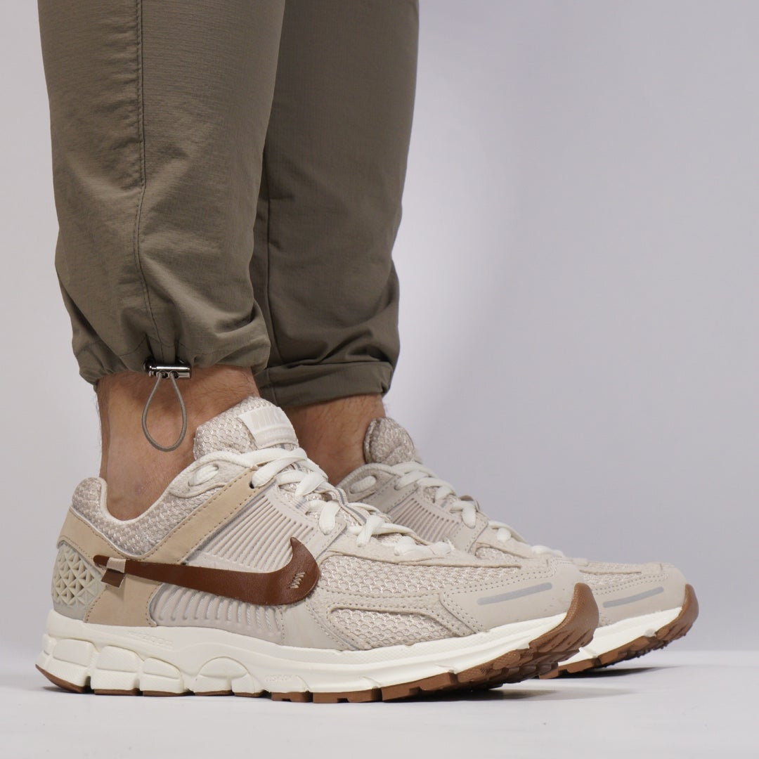 Nike Zoom Vomero - Orewood V1