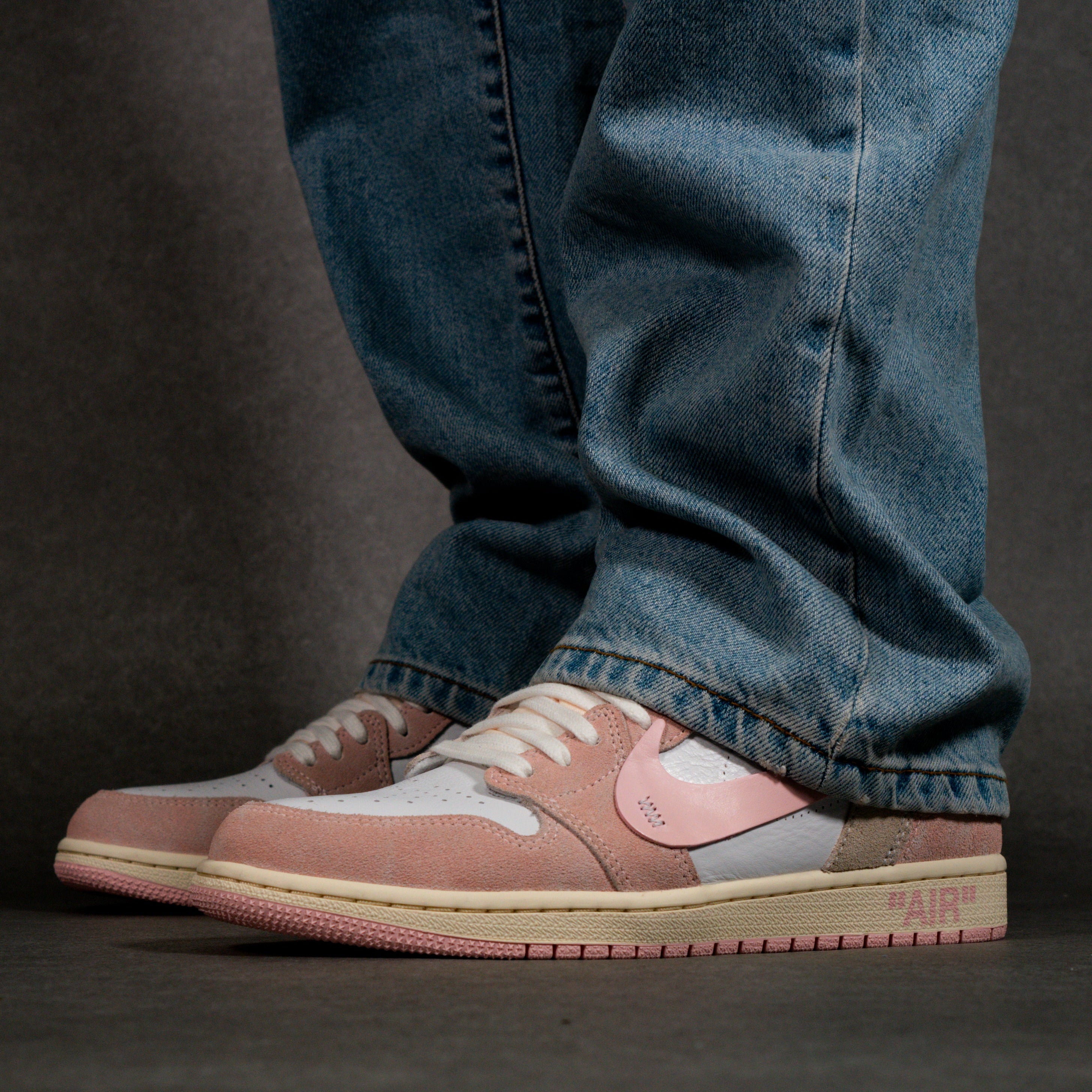 Nike Jordan 1 - Washed Pink Low