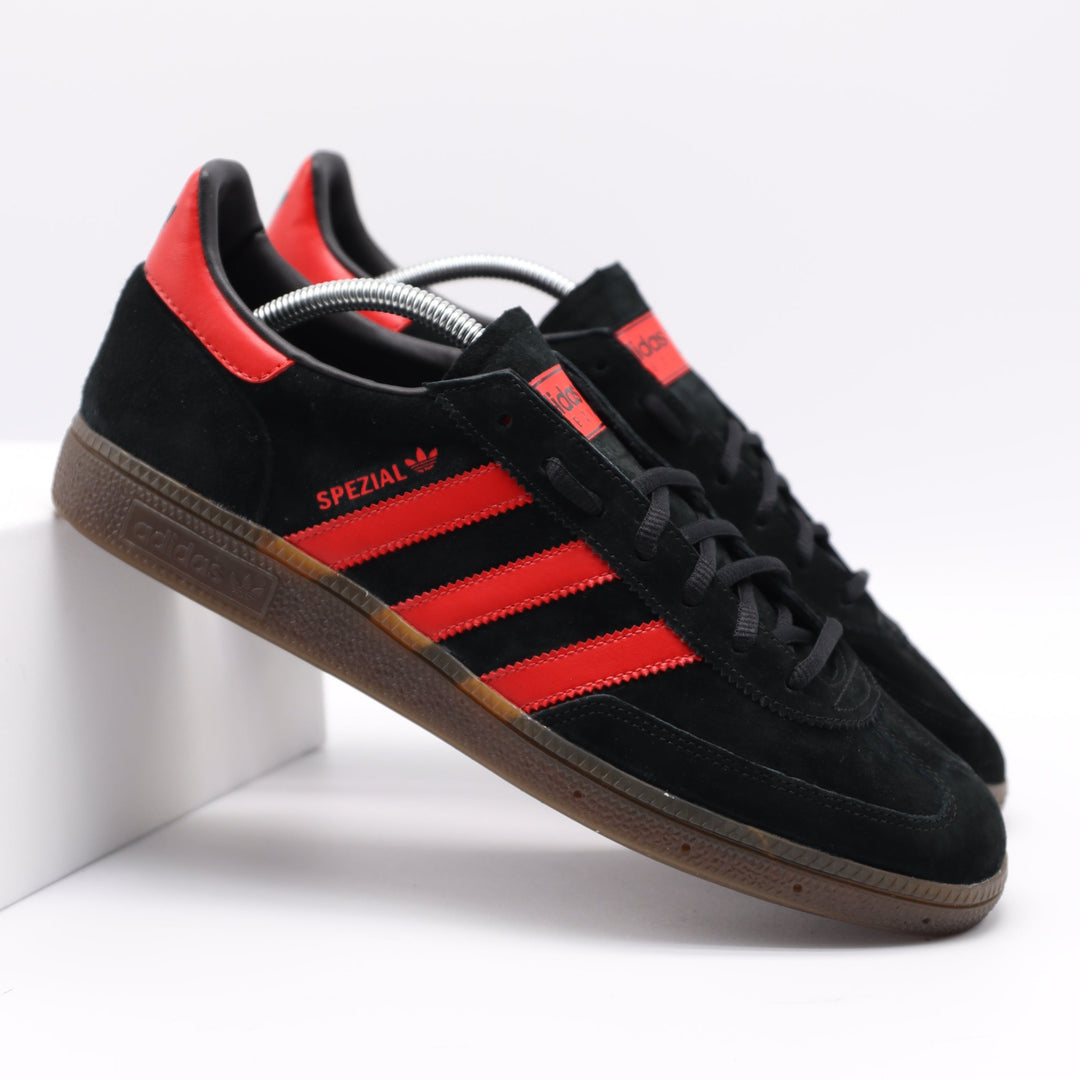 Adidas Spezial - Red & Black