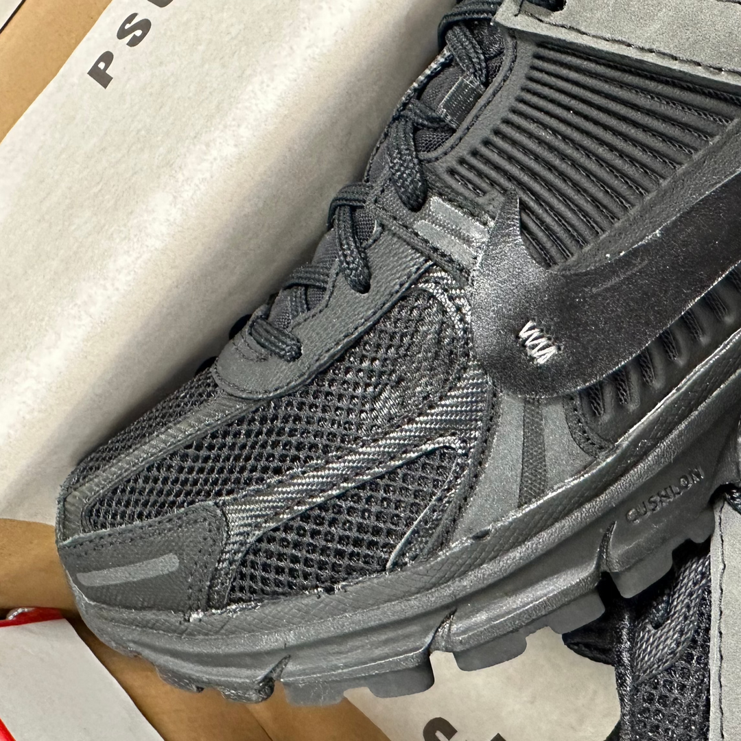 Nike Zoom Vomero Steel Grey - UK 9 / US 10
