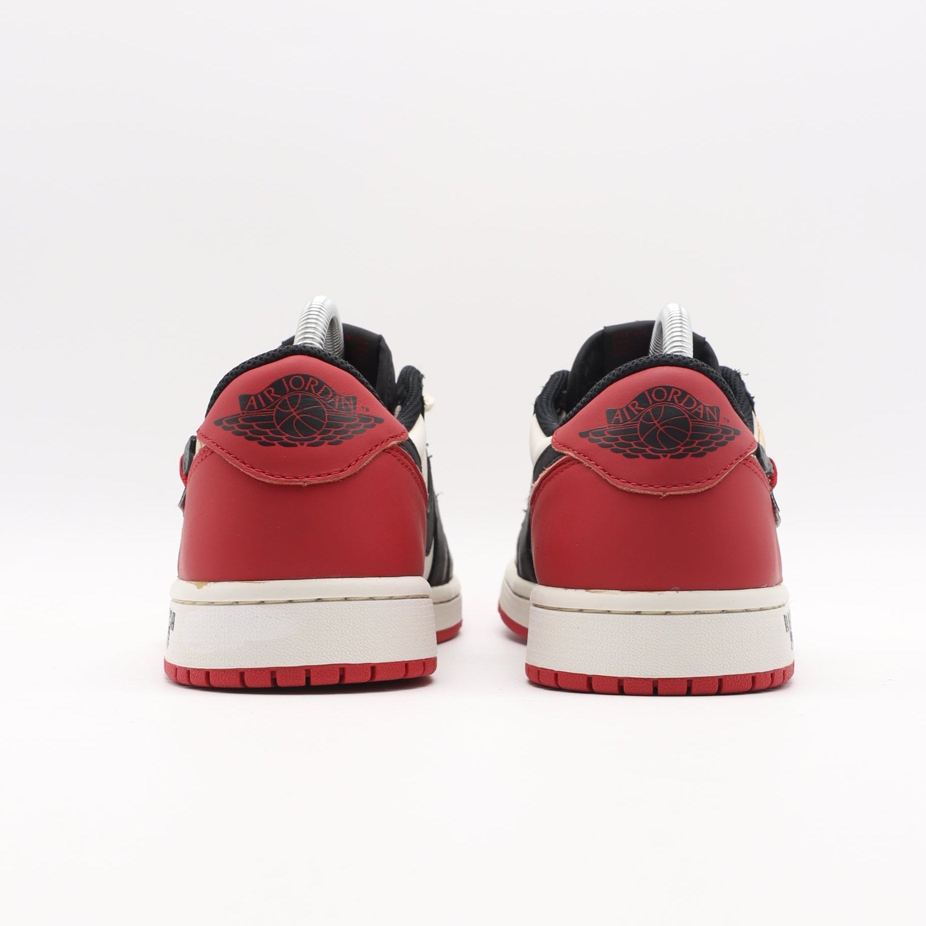 Nike Jordan 1 Black Toe - V1 OW – PlatinumShoeCare Nike Jordan 1 Black Toe - V1 OW – PlatinumShoeCare