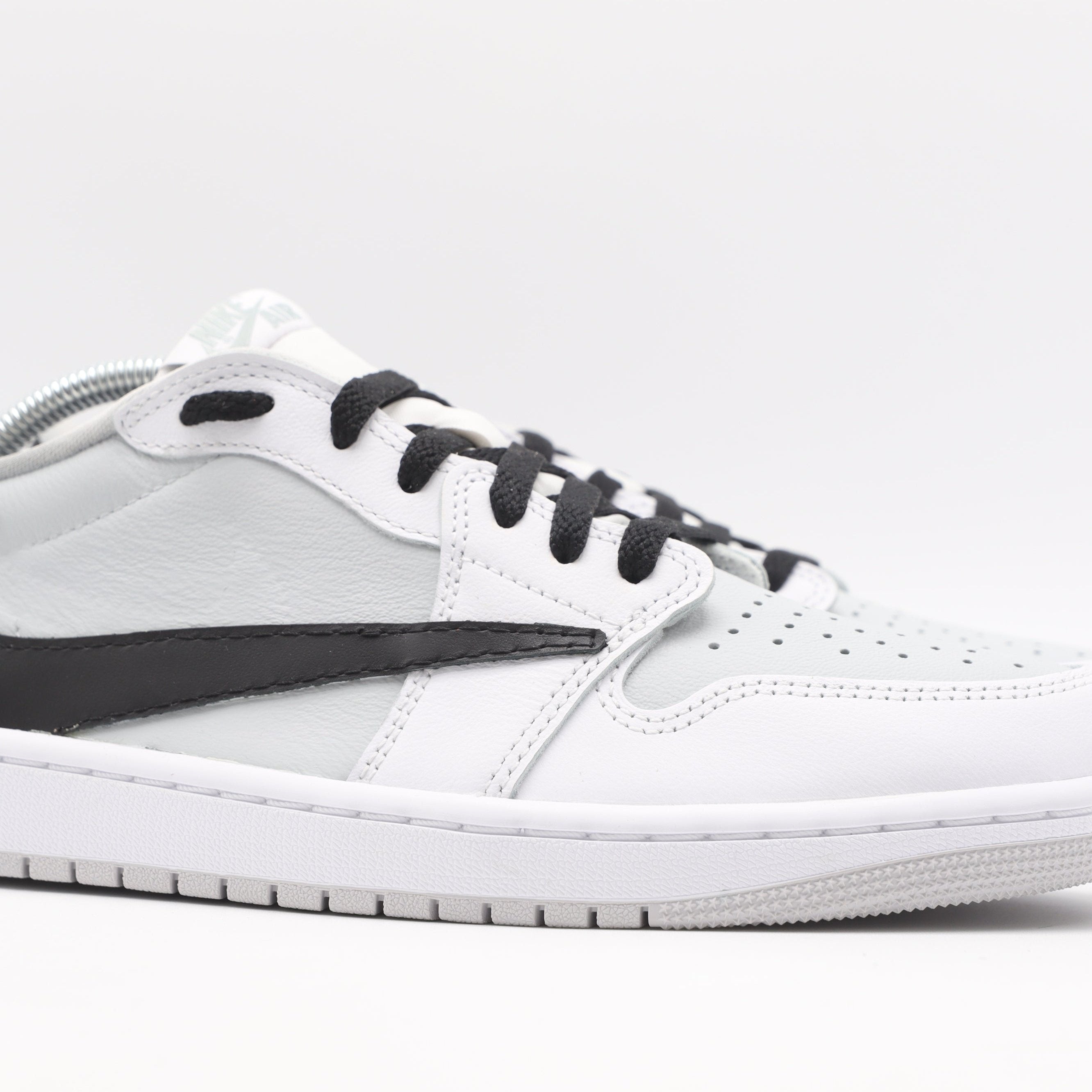 Nike Jordan 1 - Pastel Grey V1