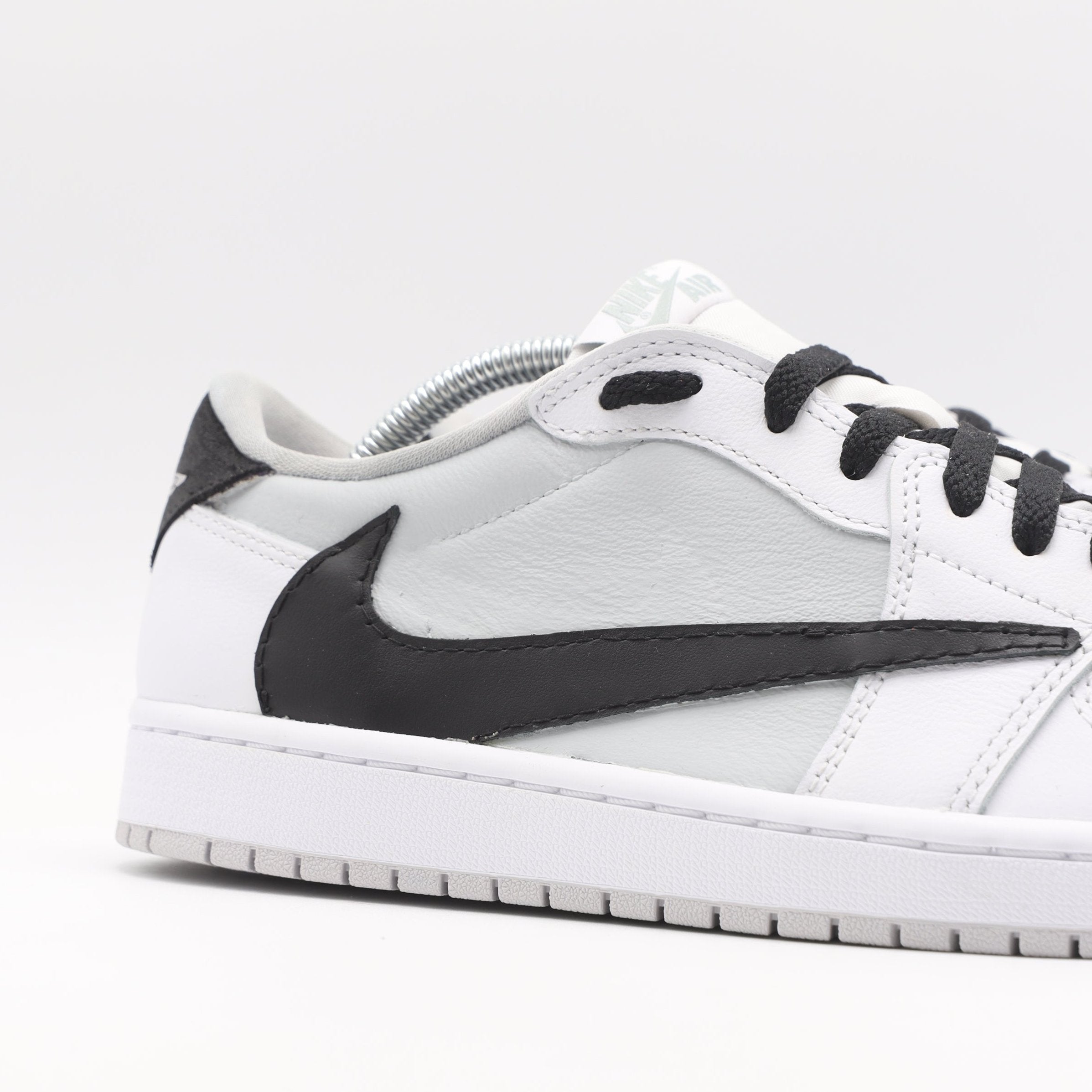 Nike Jordan 1 - Pastel Grey V1
