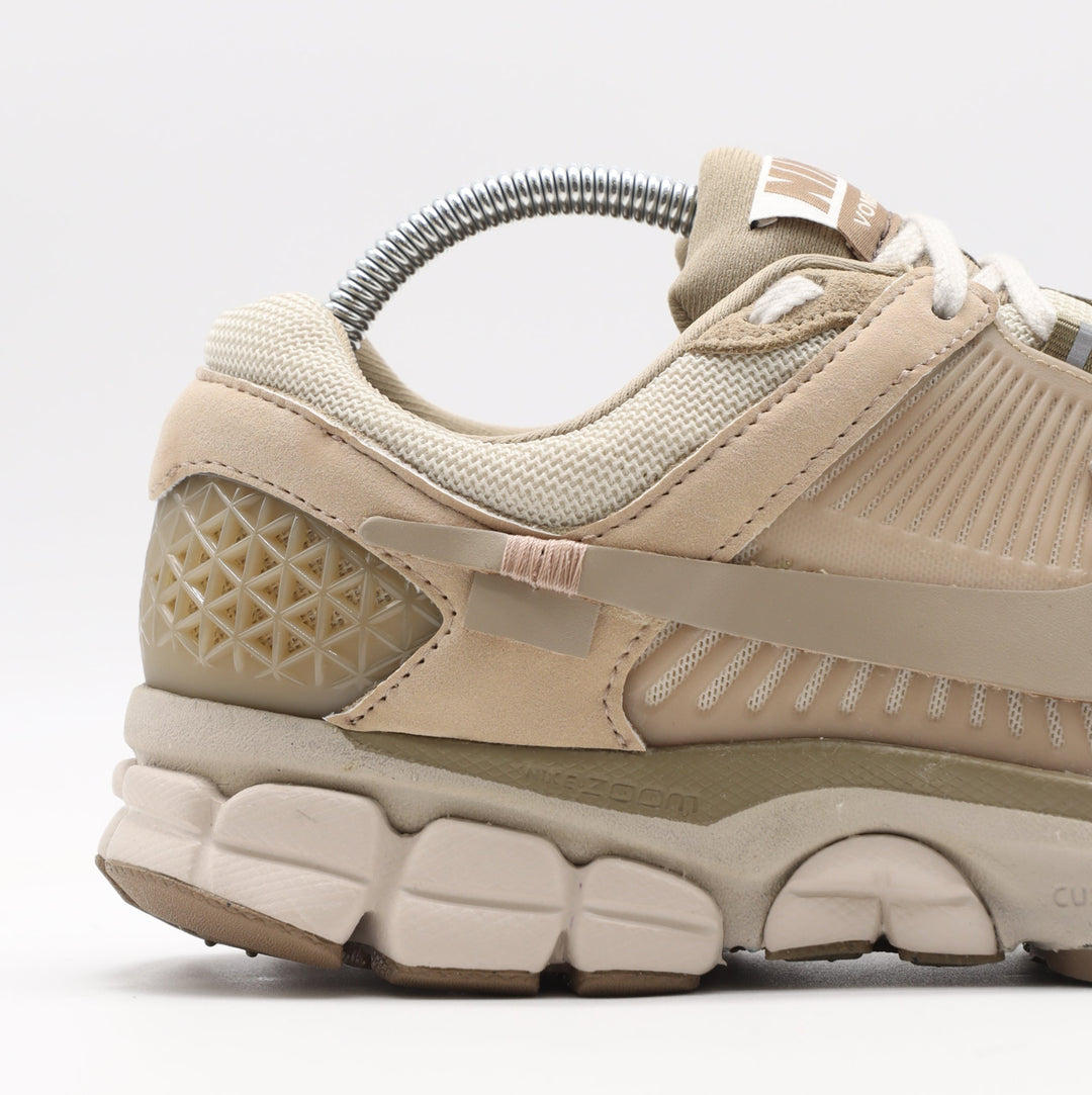 Nike Zoom Vomero - Khaki Sesame