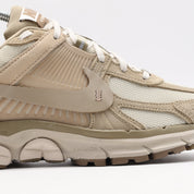 Nike Zoom Vomero - Khaki Sesame