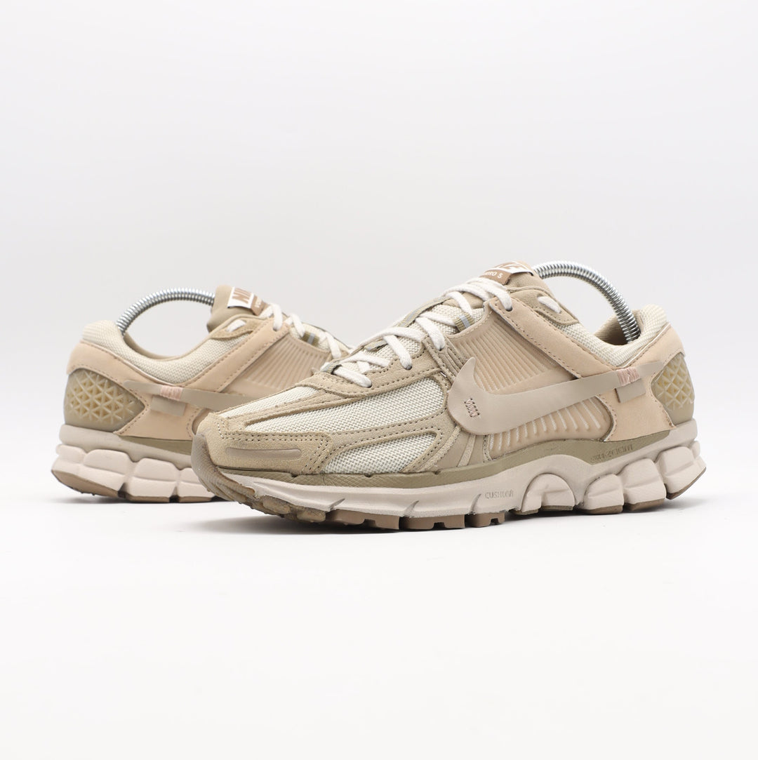 Nike Zoom Vomero - Khaki Sesame