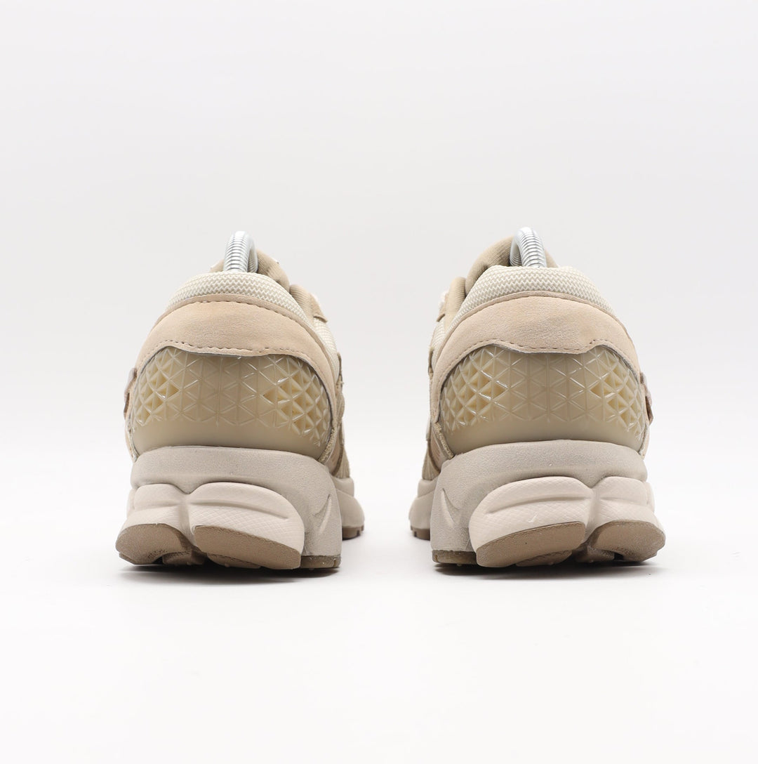 Nike Zoom Vomero - Khaki Sesame