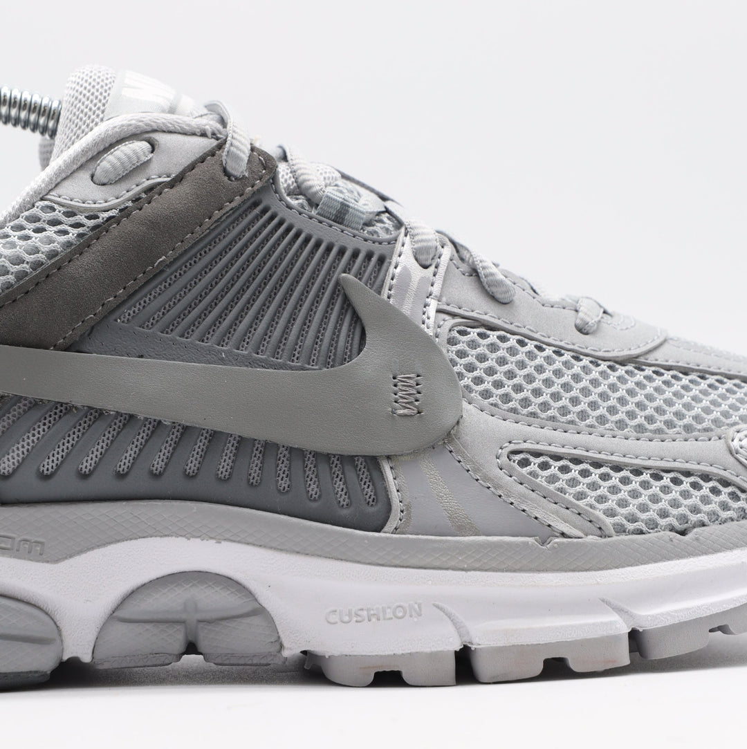 Nike Zoom Vomero - Wolf Grey