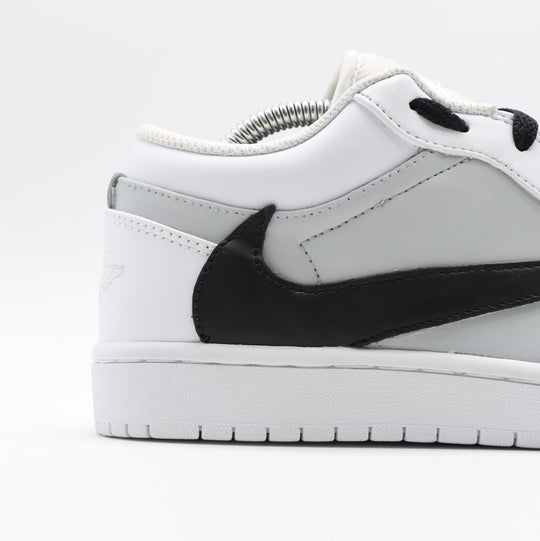 Nike Jordan 1 - Cool Grey V2