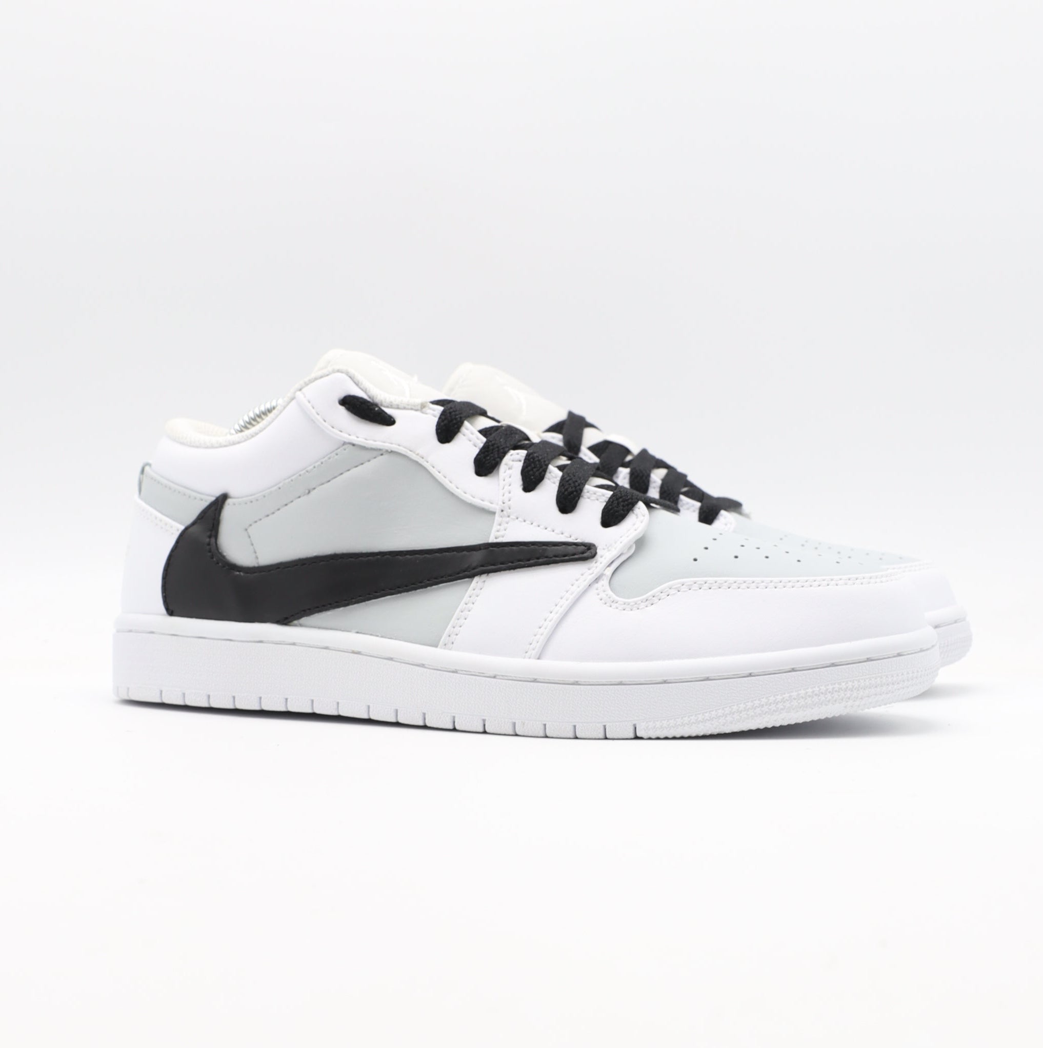Nike Jordan 1 - Cool Grey V2