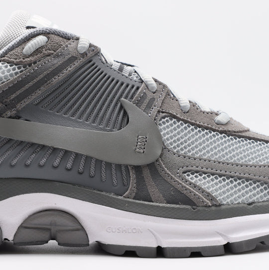 Nike Zoom Vomero - Cool Grey