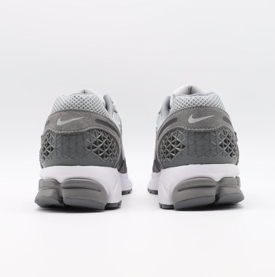 Nike Zoom Vomero - Cool Grey