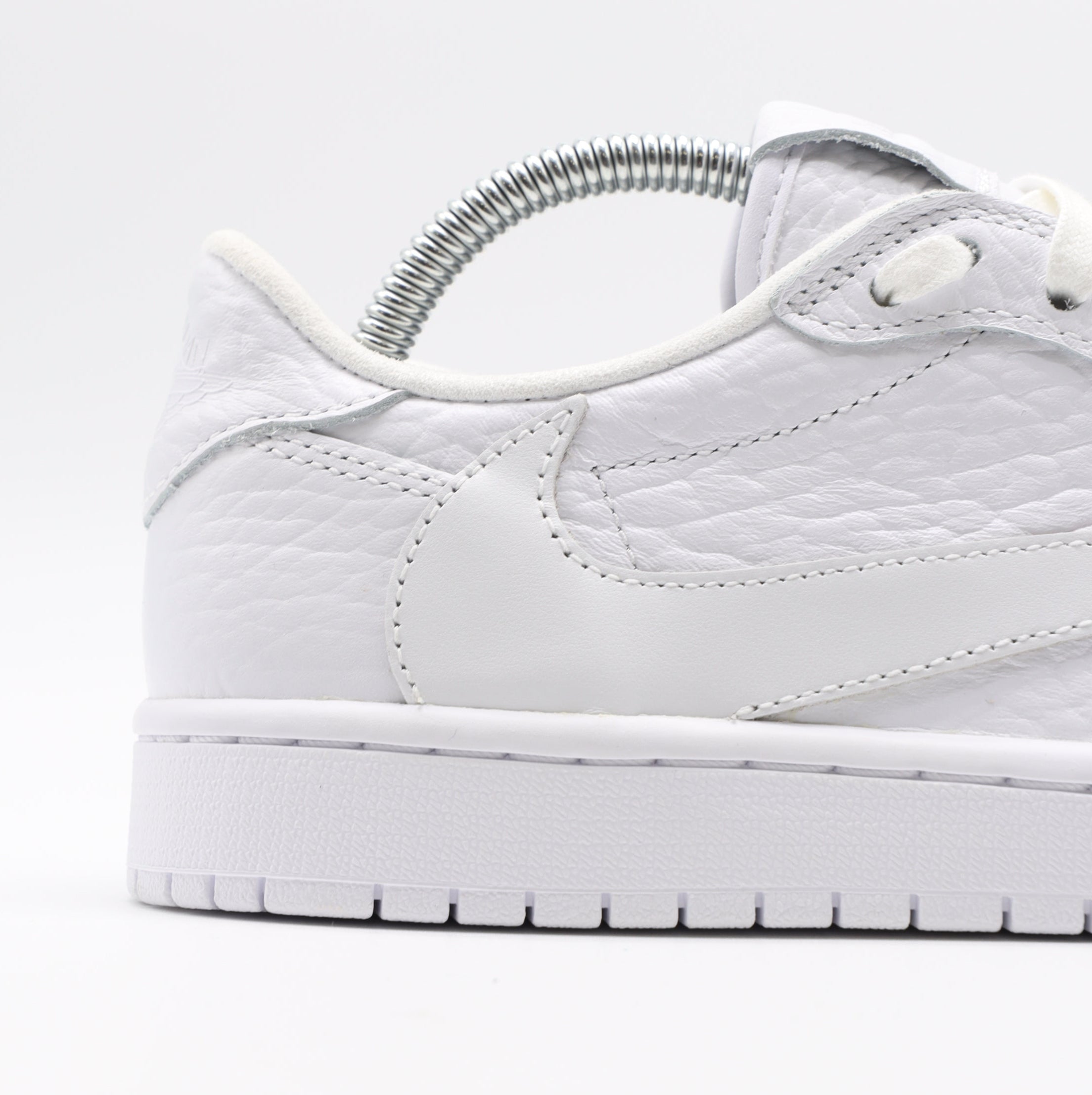 Nike Jordan 1 - Triple White V1 (JUST DROPPED)