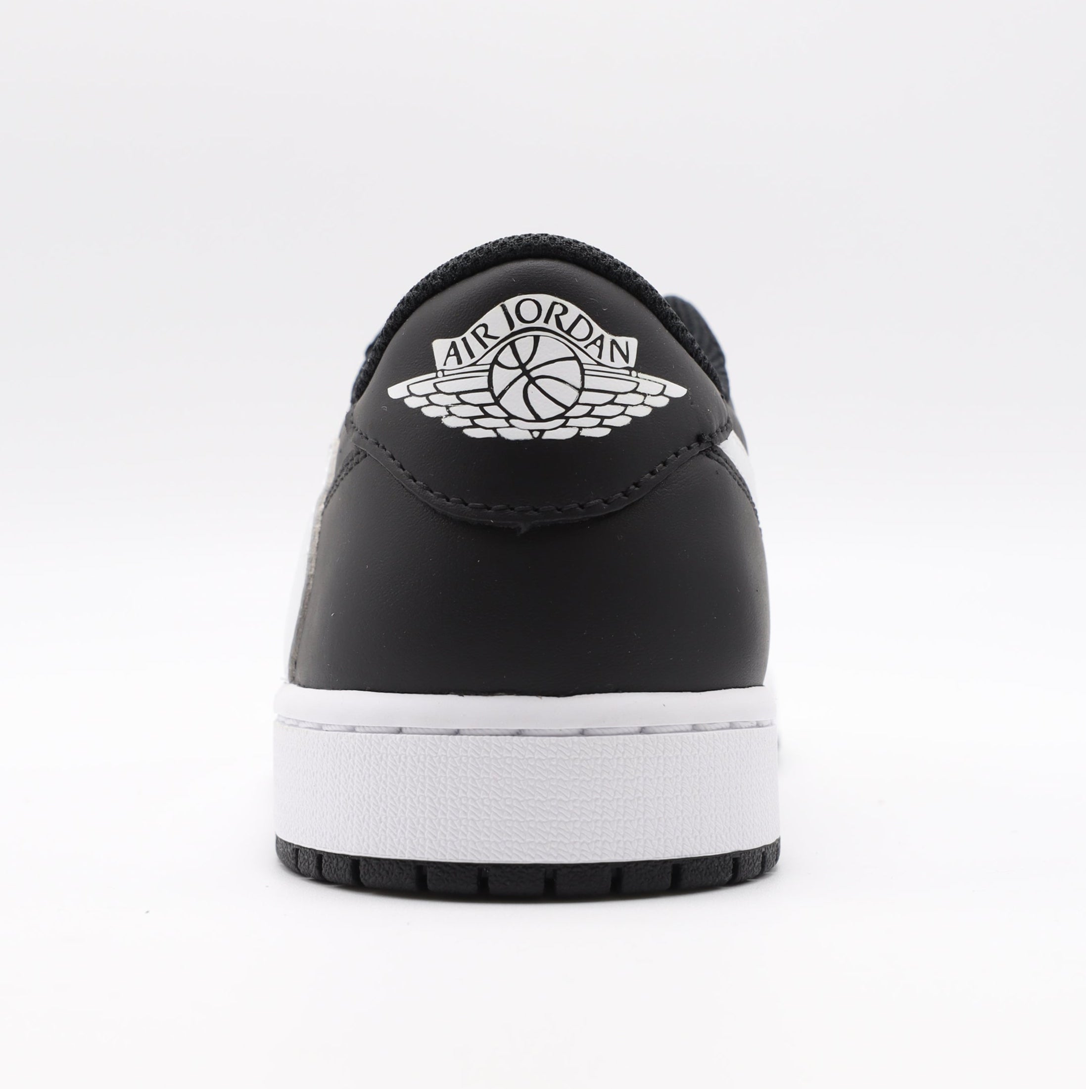 Nike Jordan 1 - Shadow (JUST DROPPED)