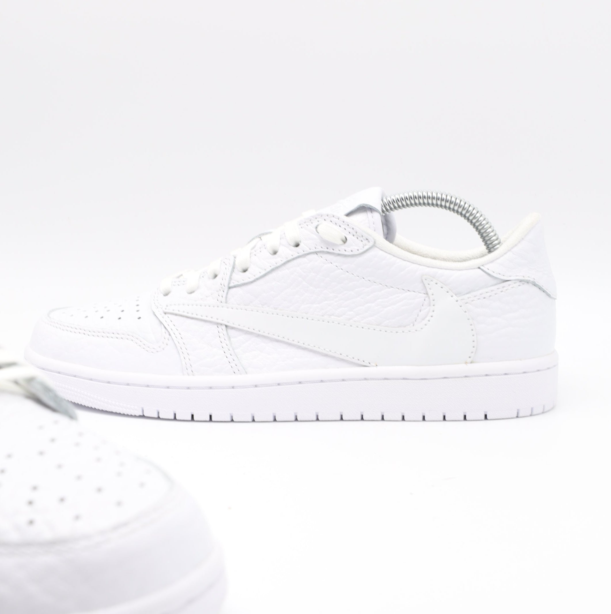 Nike Jordan 1 - Triple White V1 (JUST DROPPED)