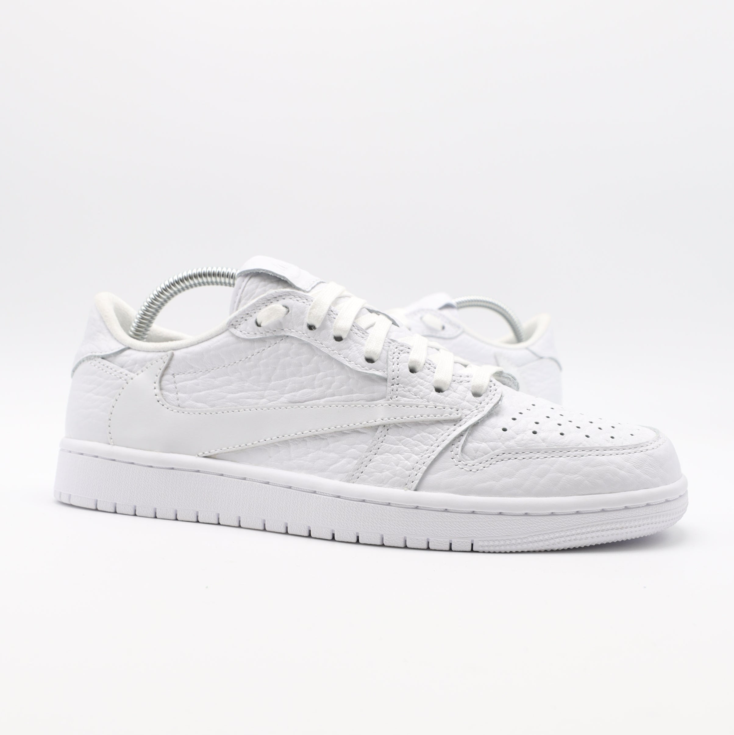 Nike Jordan 1 - Triple White V1 (JUST DROPPED)
