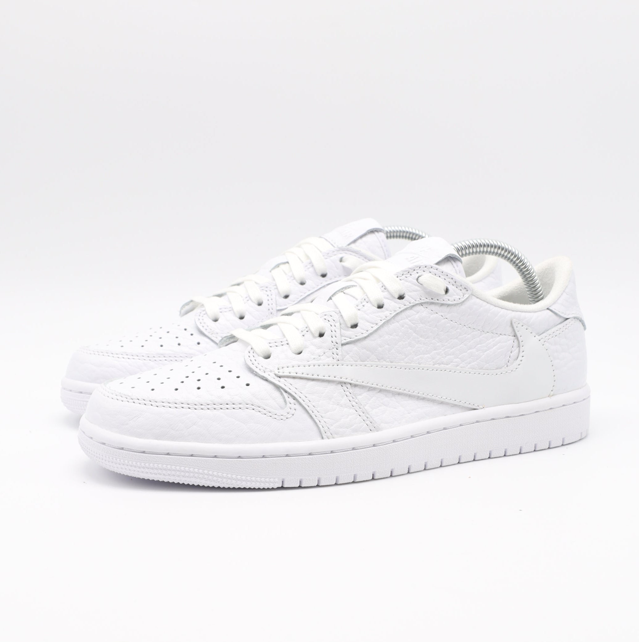 Nike Jordan 1 - Triple White V1 (JUST DROPPED)