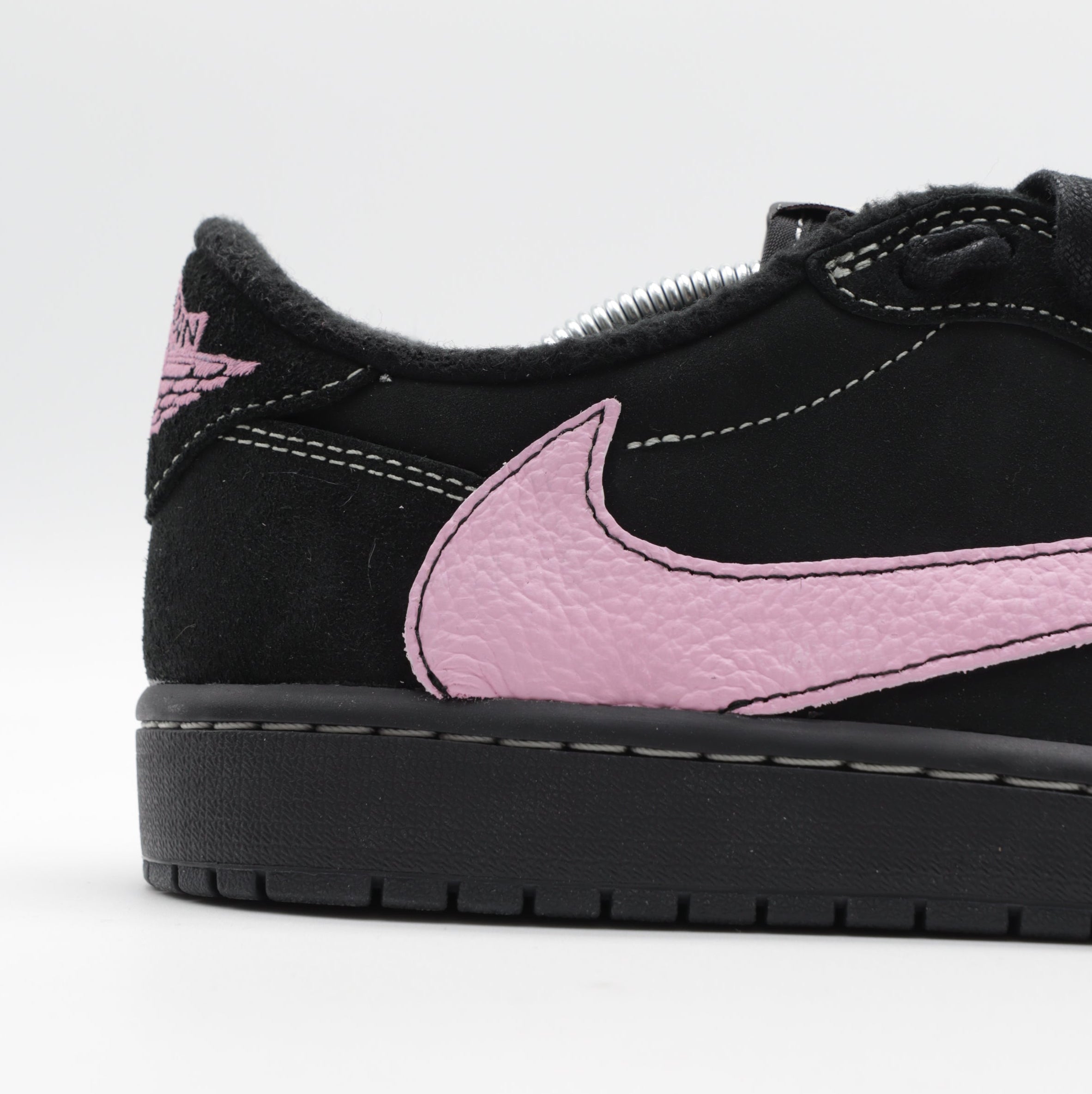 Nike Jordan 1 Retro Low OG x Travis Scott Black Phantom - Pink Touch