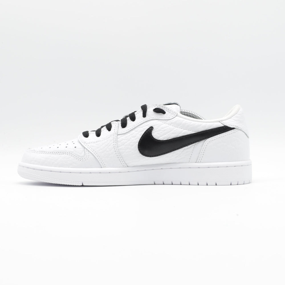 Nike Jordan 1 - Black TS