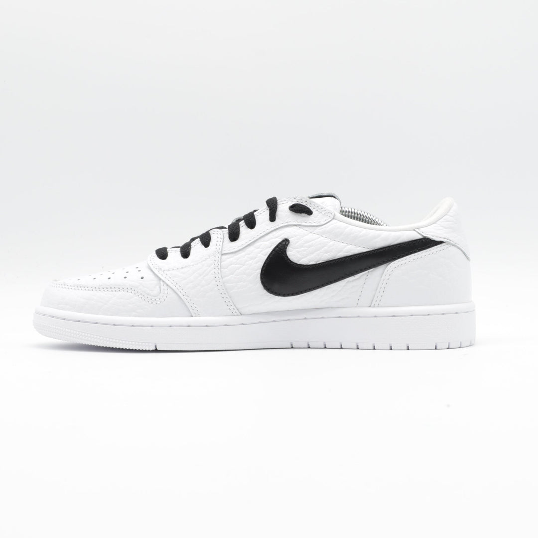 Nike Jordan 1 - Black TS