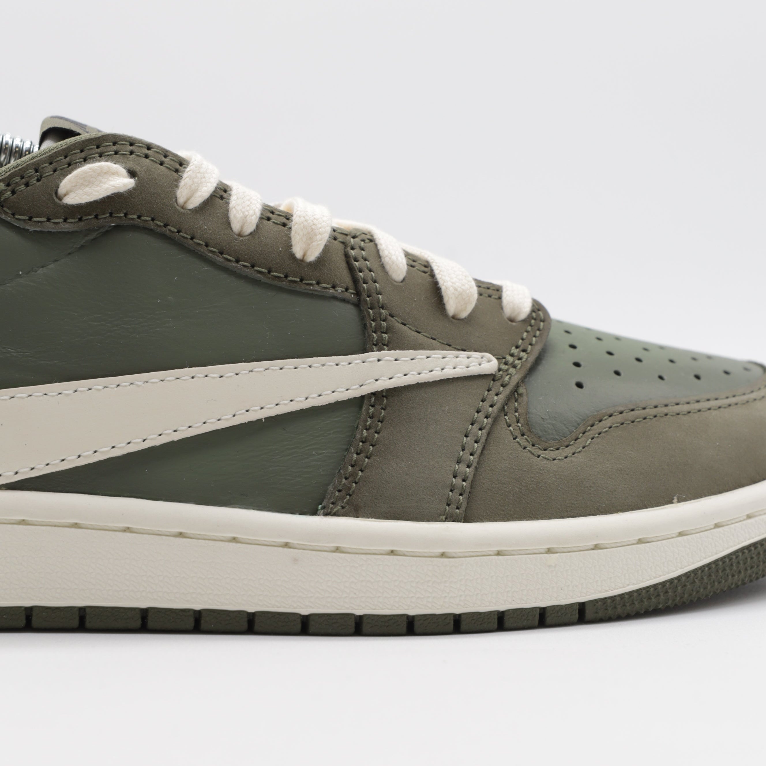Nike Jordan 1 Retro - Triple Matcha (JUST DROPPED)