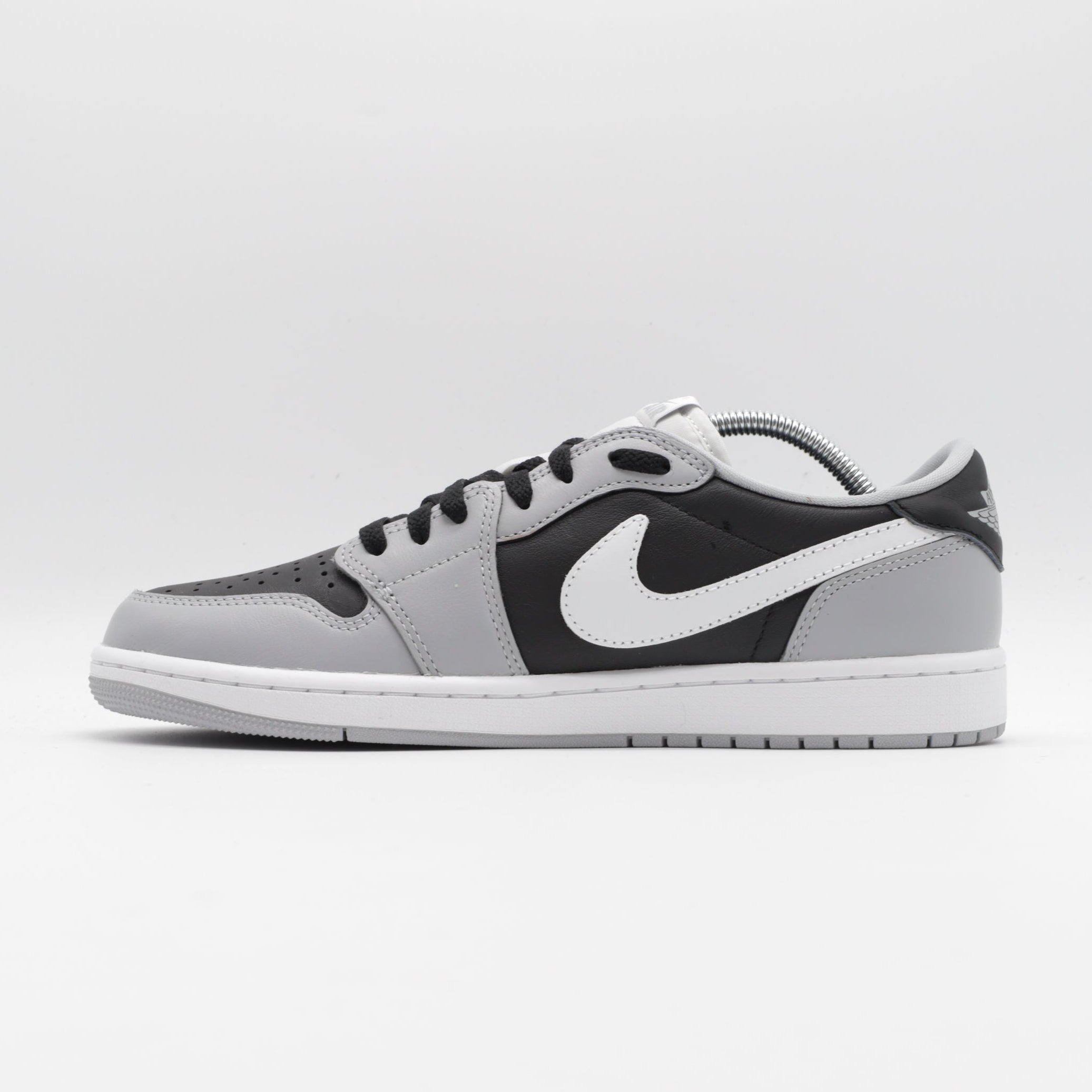 Nike Air Jordan 1 Low ブラック/グレー Nike Jordan 1 - Charcoal – PlatinumShoeCare