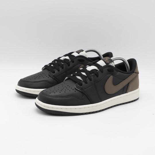 Nike Jordan 1 - Mocha Drift