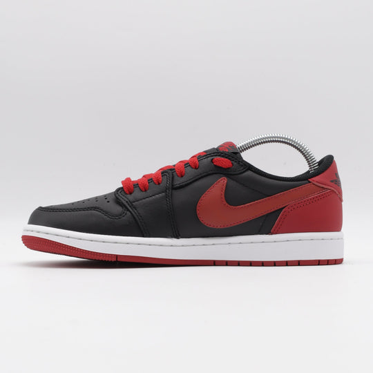 Nike Jordan 1 - Black Toe Crimson