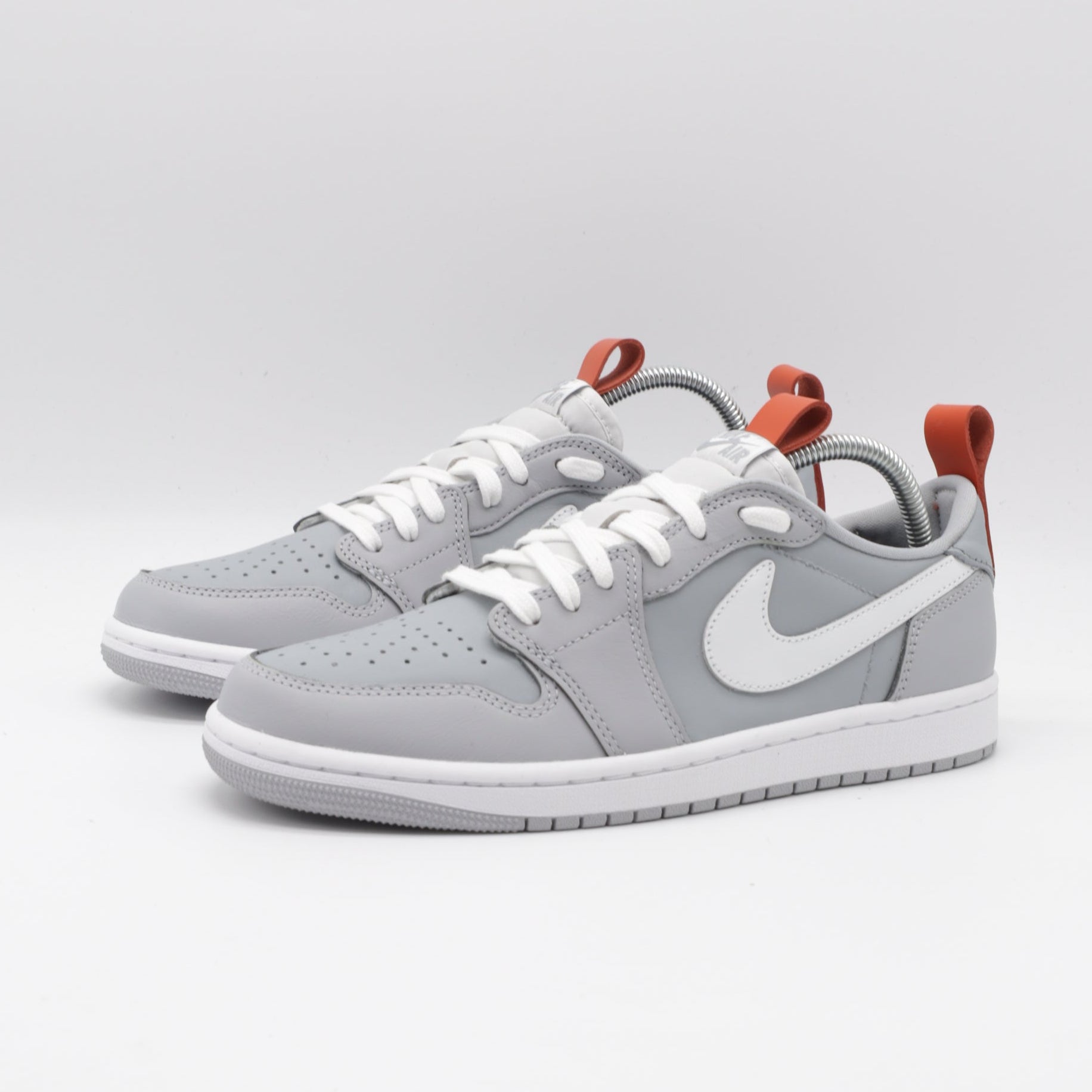 Nike Jordan 1 - Grey Ember