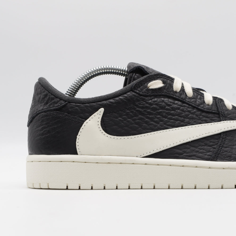 Nike Jordan 1 - Noir Vintage