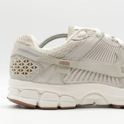 Nike Zoom Vomero - Sand