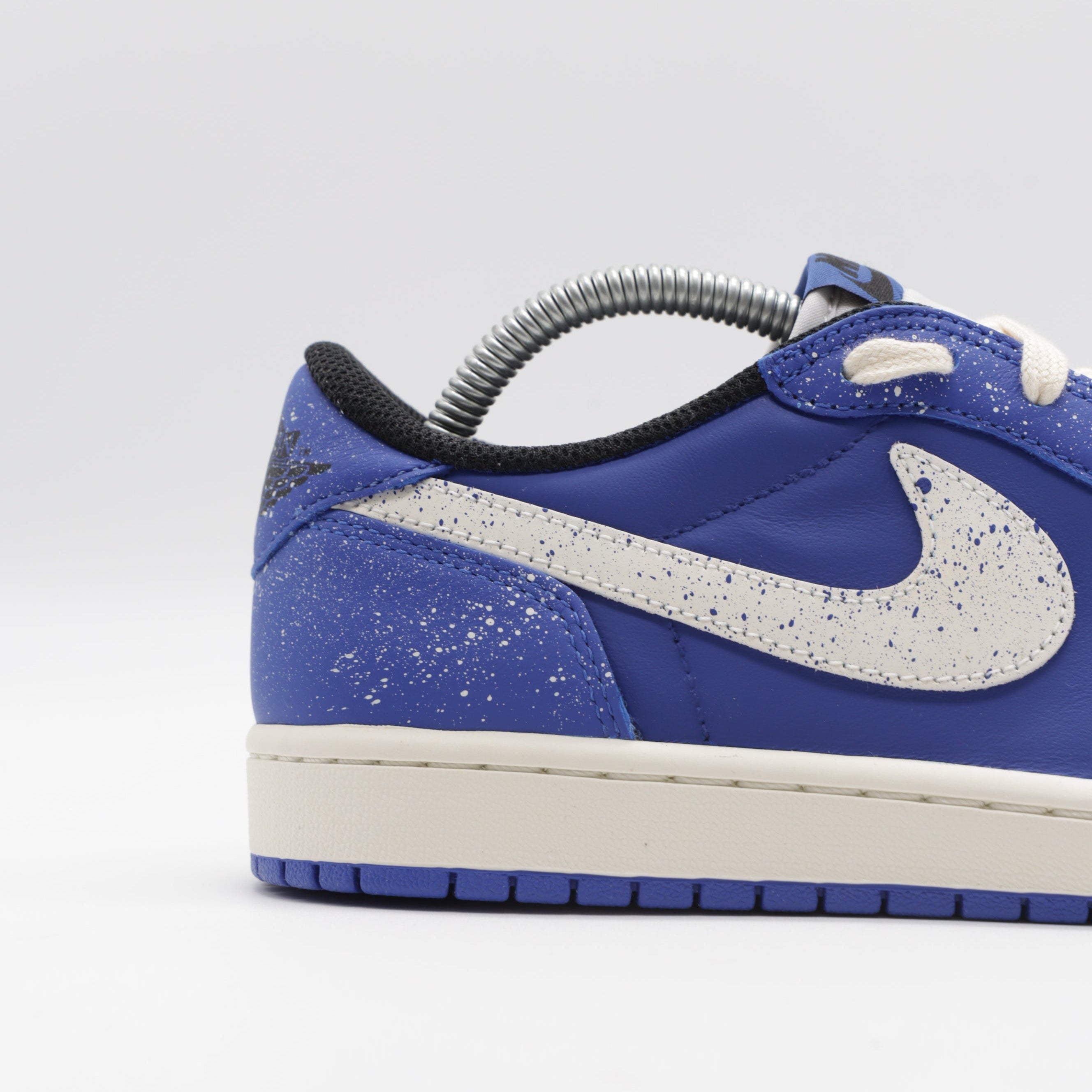 Nike Jordan 1 - Royal Lobster