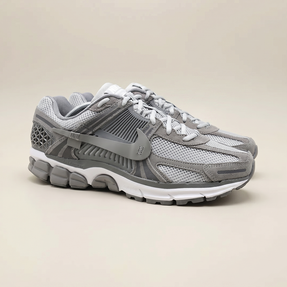 Nike_Vomero.png