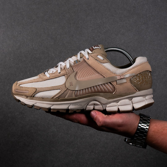 Nike Zoom Vomero - Khaki Sesame