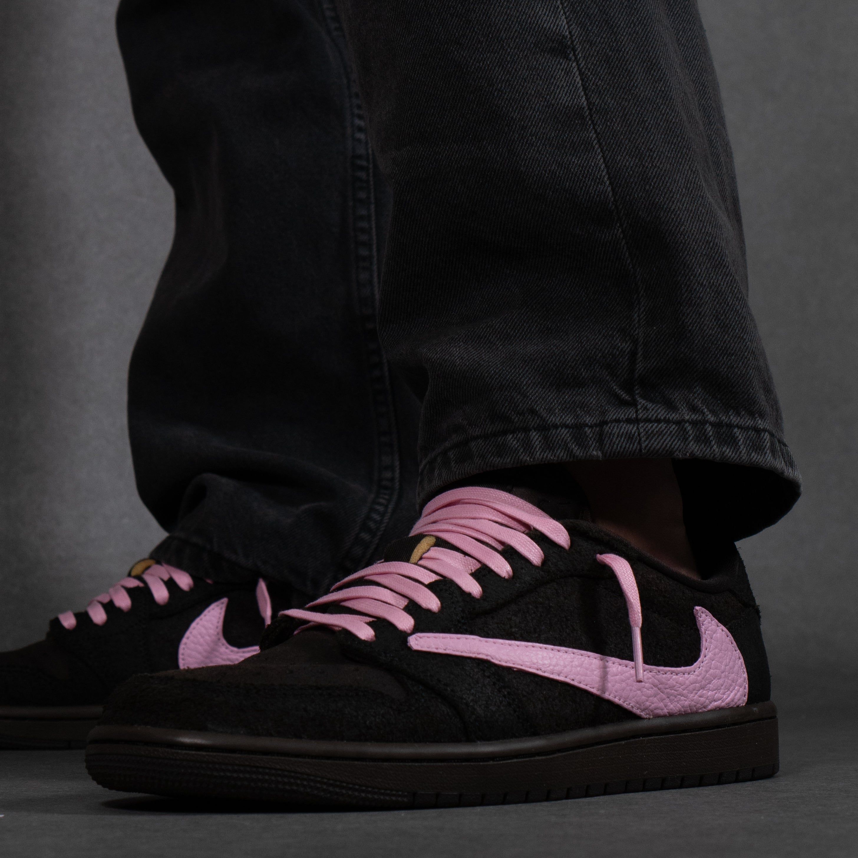 Nike Jordan 1 Retro Low OG x Travis Scott Velvet Brown - Pink Touch